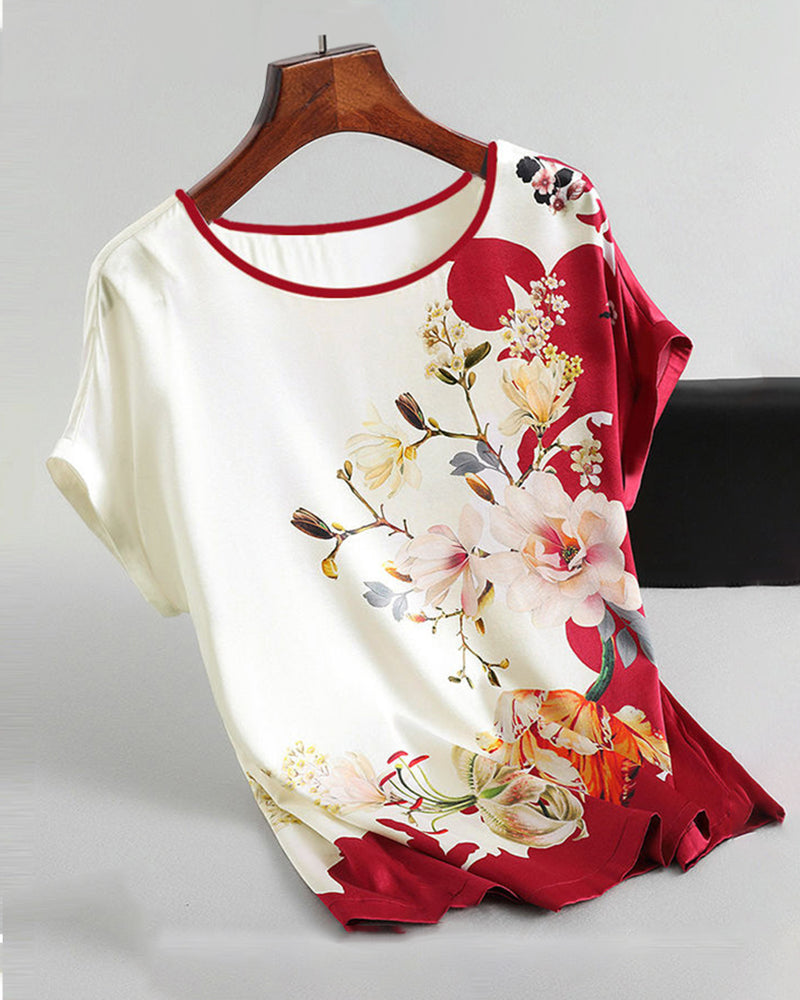T-shirt manches courtes en soie glacée imprimée