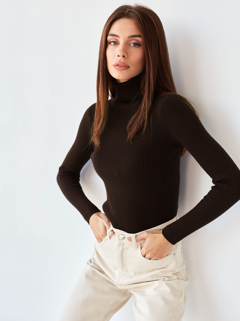 Solene | Pull col roulé classique pour femme