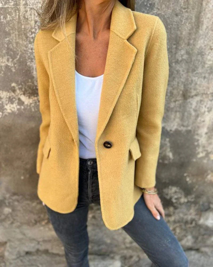 Azura | Veste légère classique à coupe ajustée pour femme