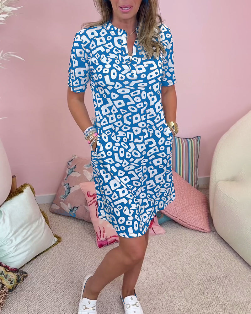 Robe décontractée à col en V et poche imprimée