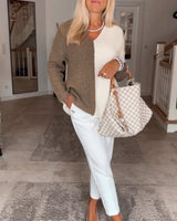 Pull de bloc de couleur en V