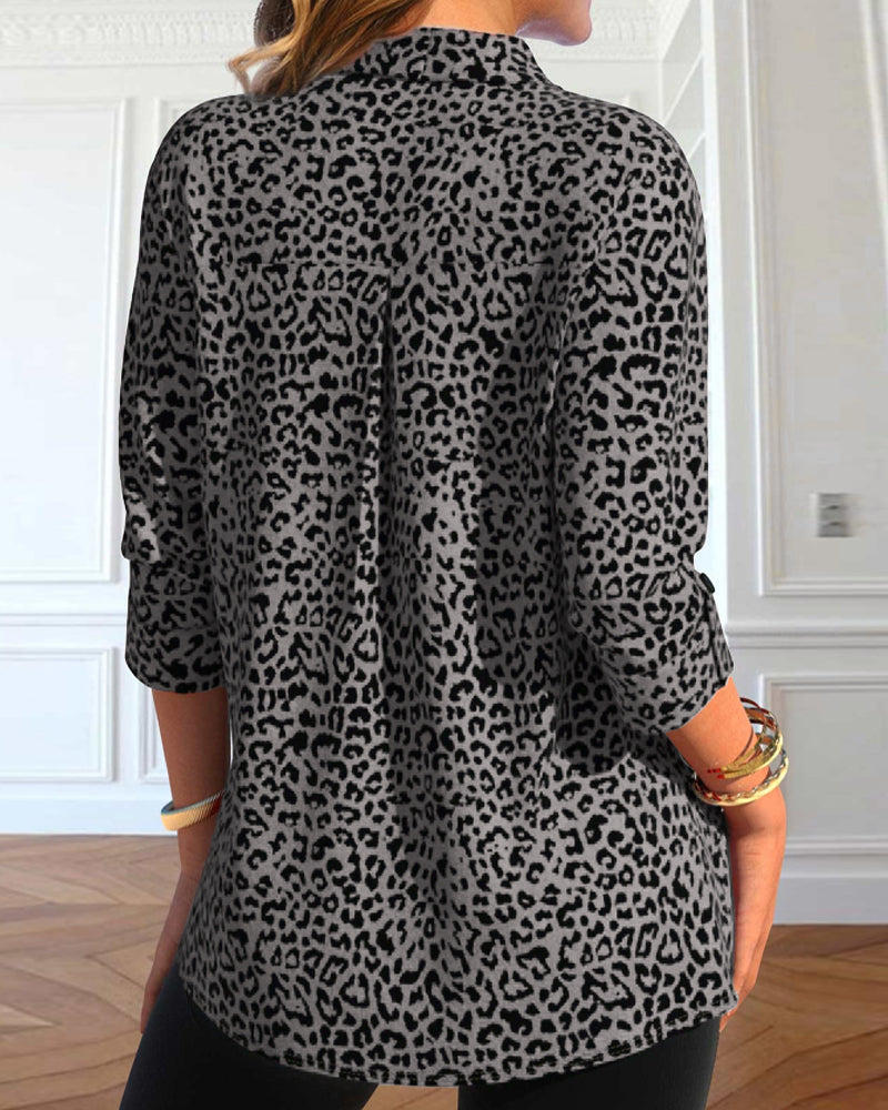 Chemise décontractée à revers imprimé léopard
