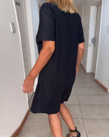 Robe torsadée à manches courtes et col V
