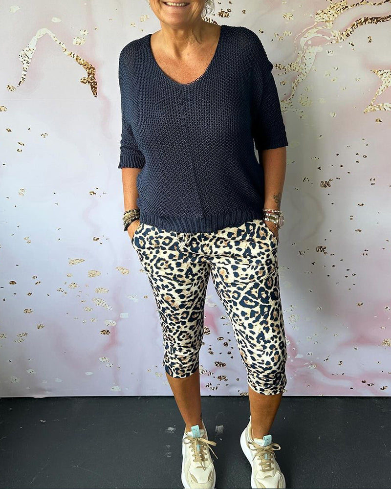 Pantalon court svelte imprimé léopard