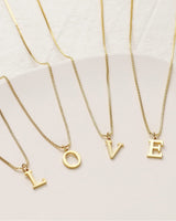 Collier à 26 lettres anglaises à la mode et exquis