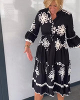 Robe à imprimé floral et manches 3/4