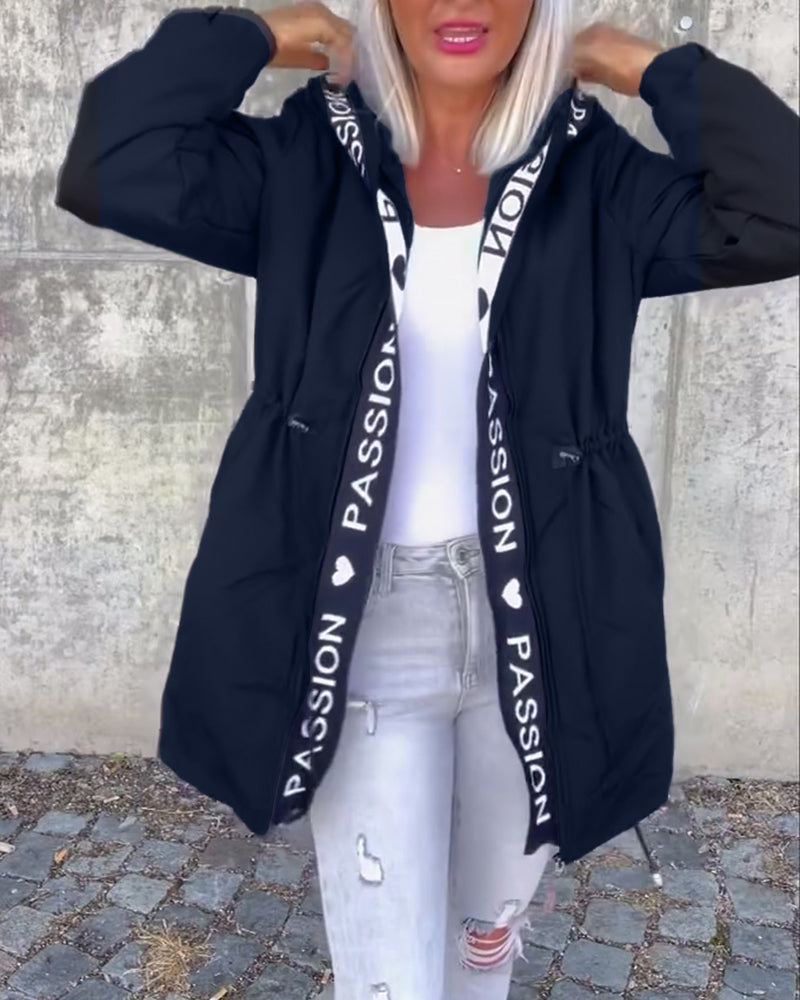 Manteau à capuche décontracté avec cordon de serrage et imprimé lettre