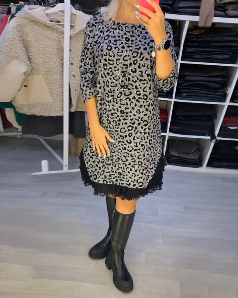 Robe amincissante imprimé léopard