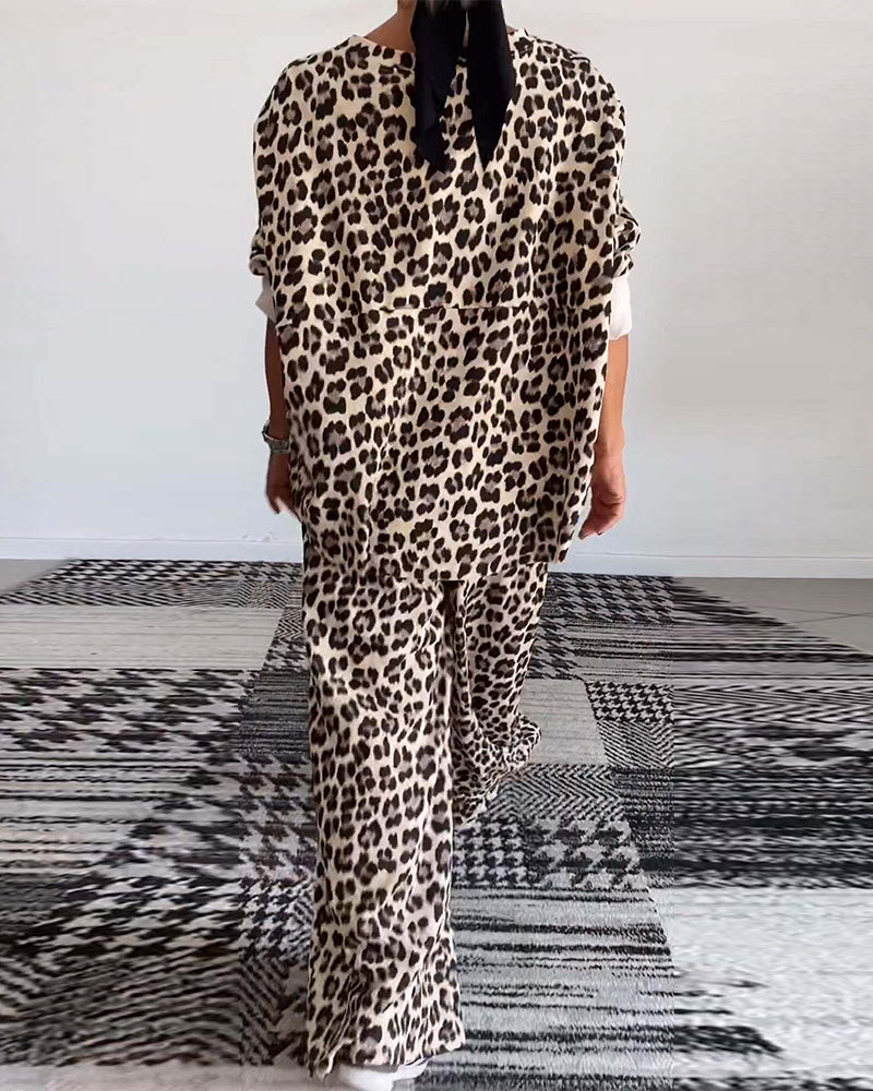 Ensemble décontracté à imprimé léopard avec haut ras du cou et poche, pantalon à jambe large