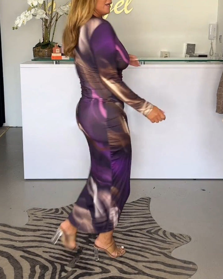 Robe avec le cou en V et fendre