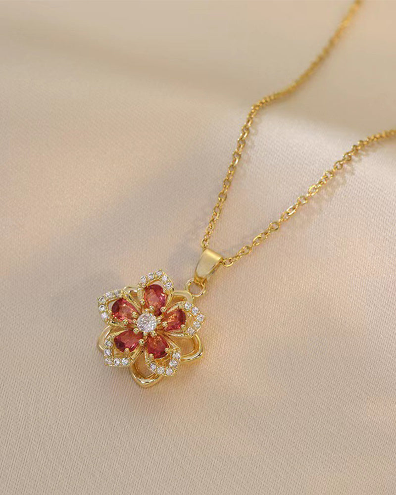 Collier pendentif rotatif à 360° à cinq pétales de fleur