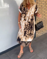 Robe à imprimé géométrique et col en V