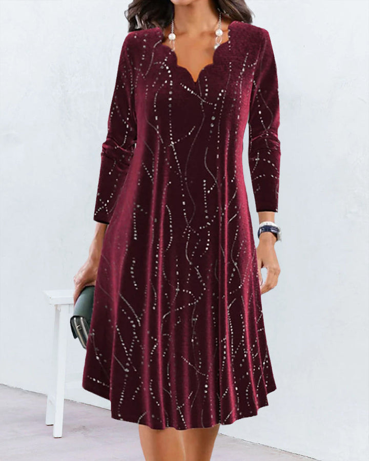Robe élégante à manches longues et col en V