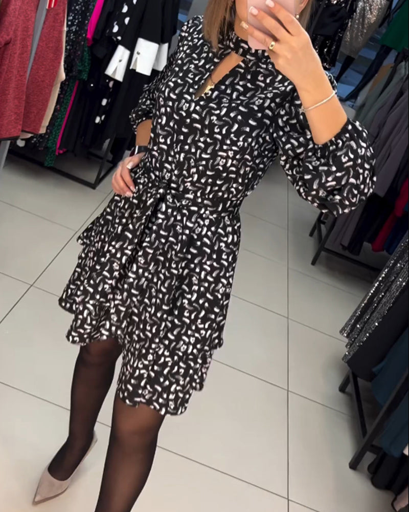 Robe découpée imprimée élégante