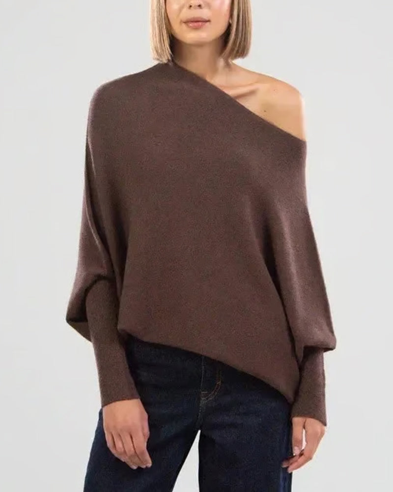 VÊtement Maille Asymétrique Drappé Et Innovant