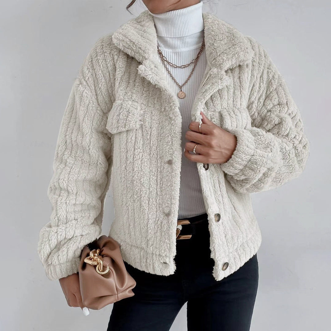 Mireille | Manteau en peluche à coupe courte et stylée pour femme