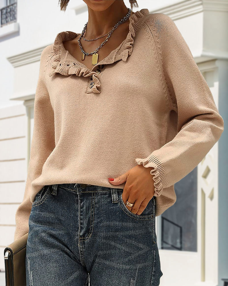 Pull décontracté de couleur unie avec bouton à revers et volants