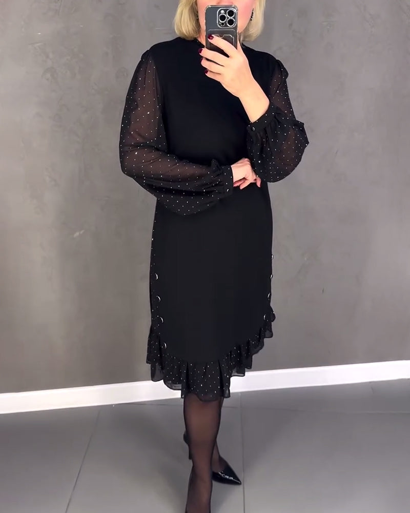 Robe élégante à pois et manches longues