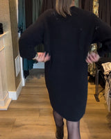 Robe pull de couleur unie à col en V