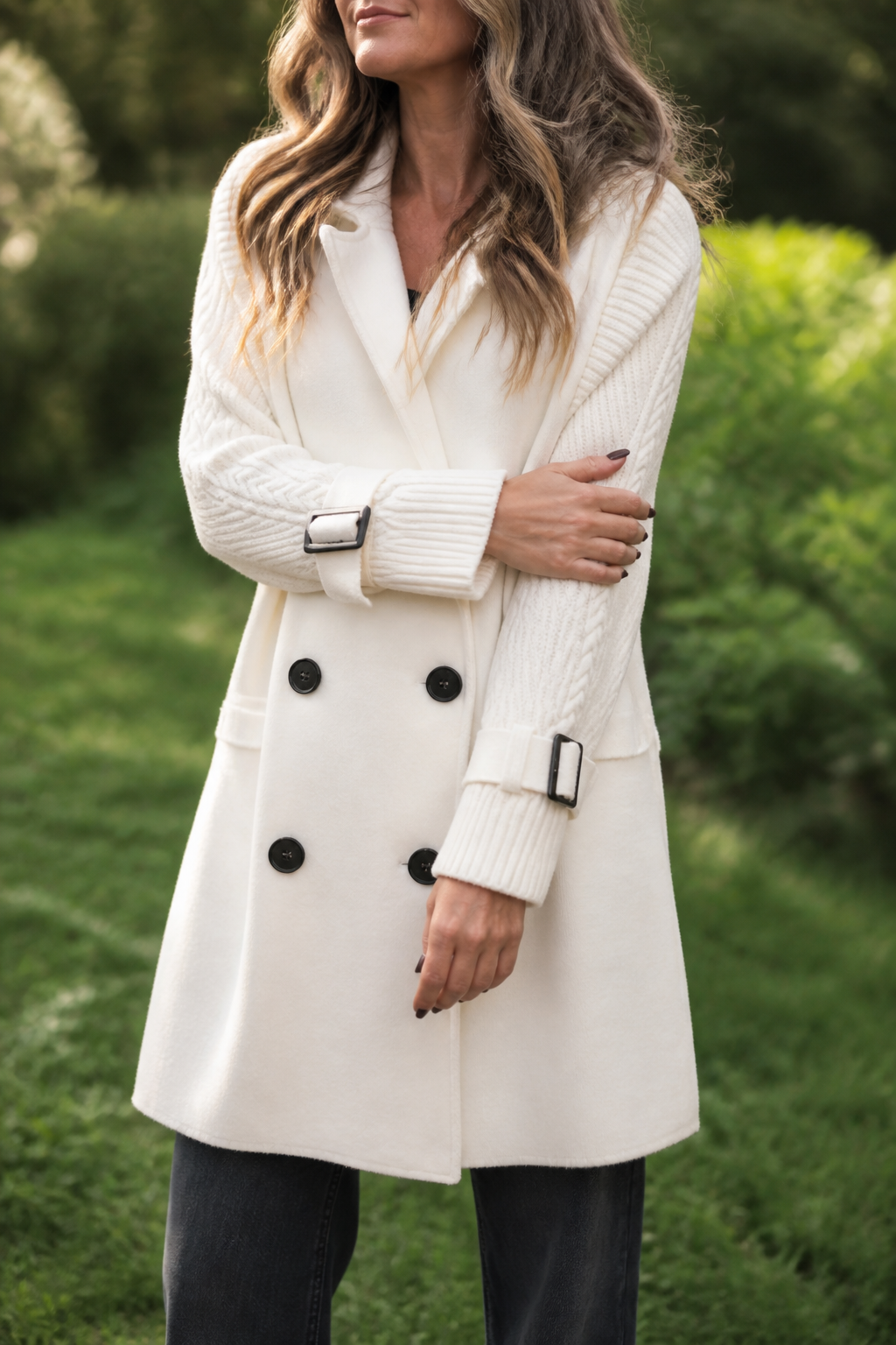 Manteau femme à manches en maille torsadée – Blanc, vue de face