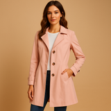 Trench femme élégant à boutonnage classique
