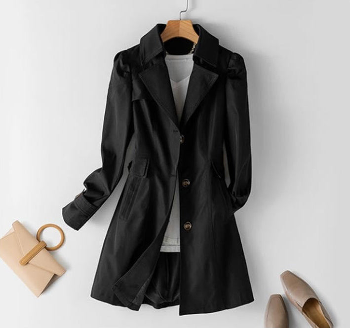 Trench femme élégant à boutonnage classique