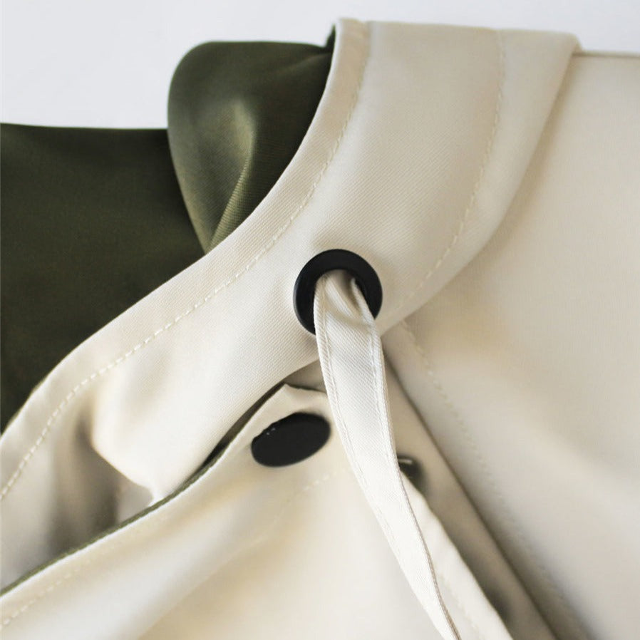 Veste coupe-vent réversible femme à col montant – Détail du col et des finitions